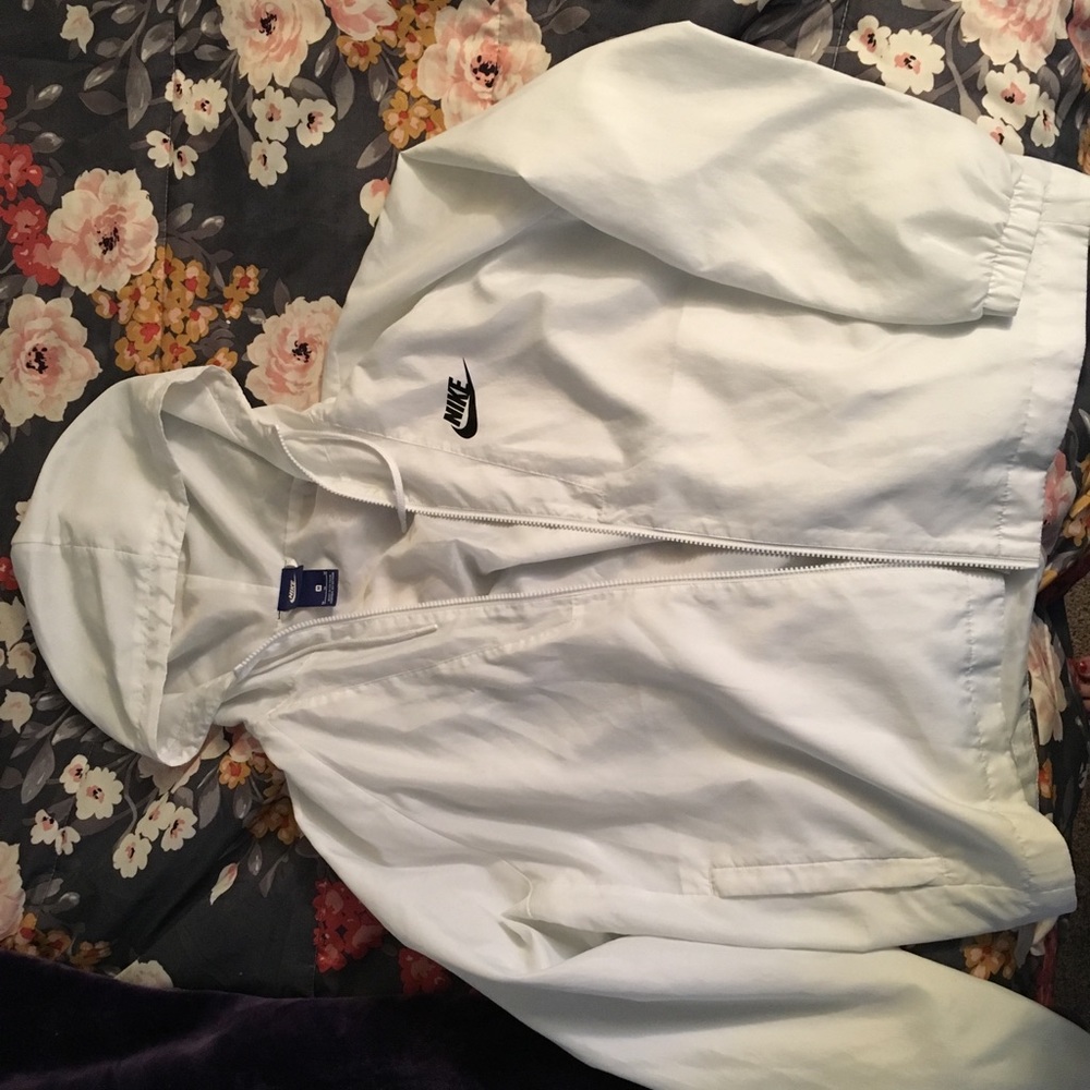 Nike windbreaker